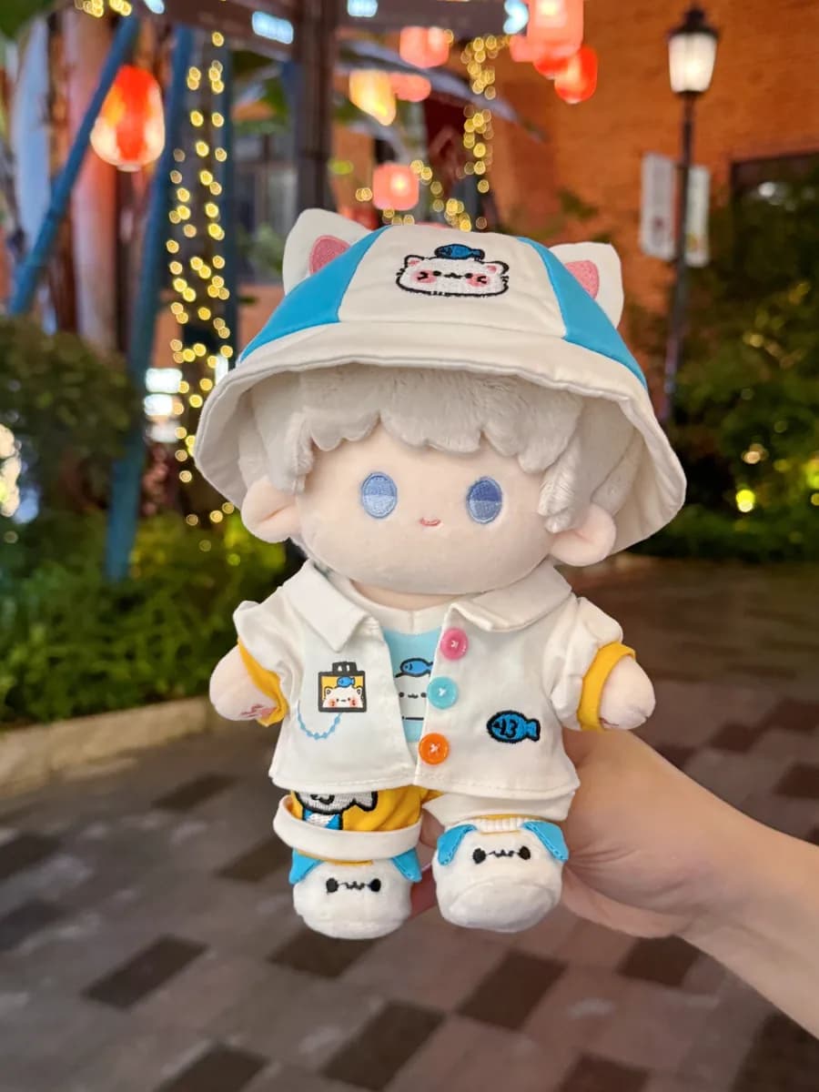 Custom 20 cm cotton doll with a removable bucket hat outfit